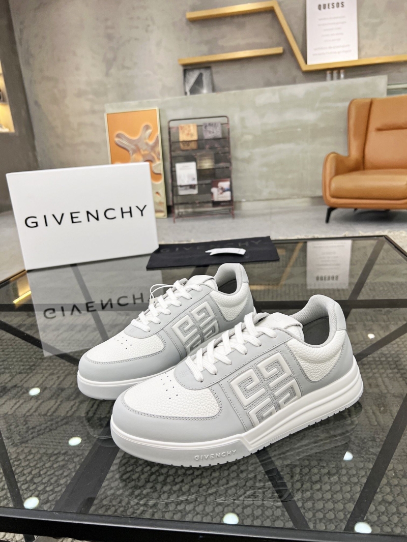 Givenchy Sneakers